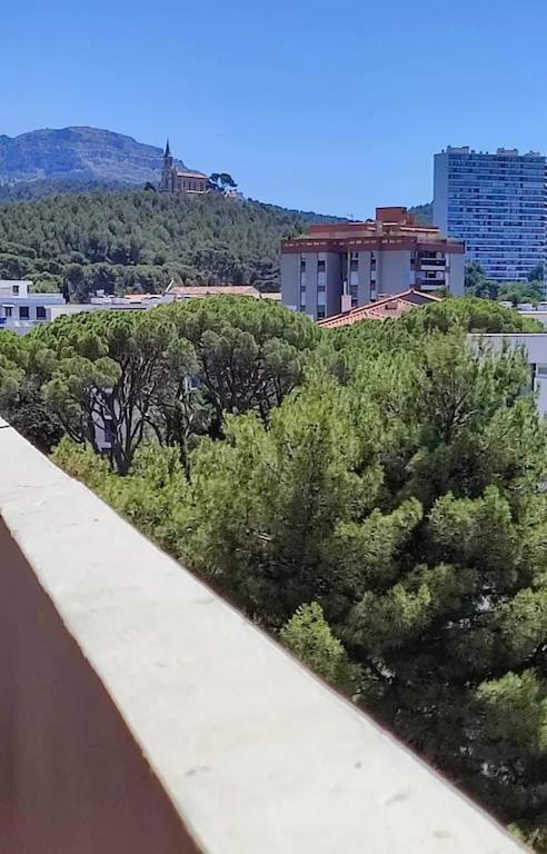 Proche Calanque Et Stade Velodrome Lumineux Et Confortable Marseille Luaran gambar